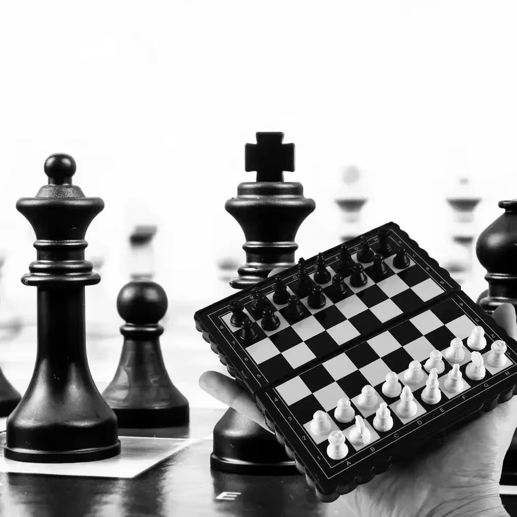 1Pc Mini Magnetic  Chess Set   - Kids Toys And Games ulasan dan harga